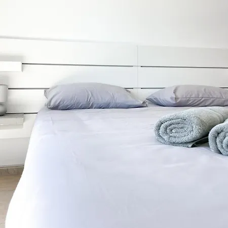 Ancla Pool On Roof Top *