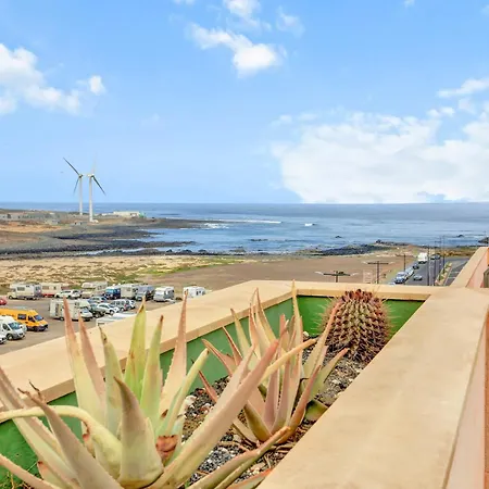 Ancla Pool On Roof Top *