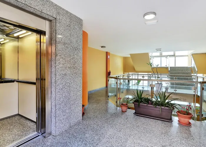 Ancla Pool On Roof Top Apartment