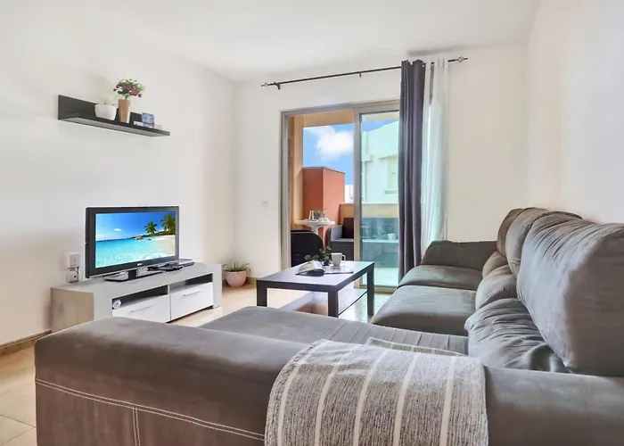 Ancla Pool On Roof Top